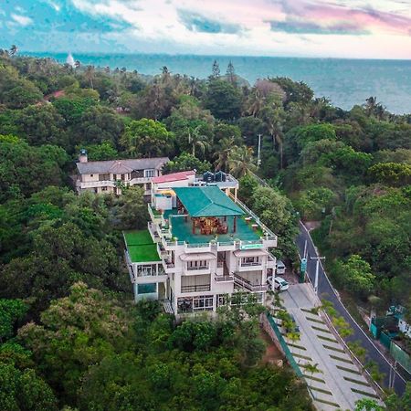 Mount Rich Rumassala Hotel อูนาวาตูนา ภายนอก รูปภาพ