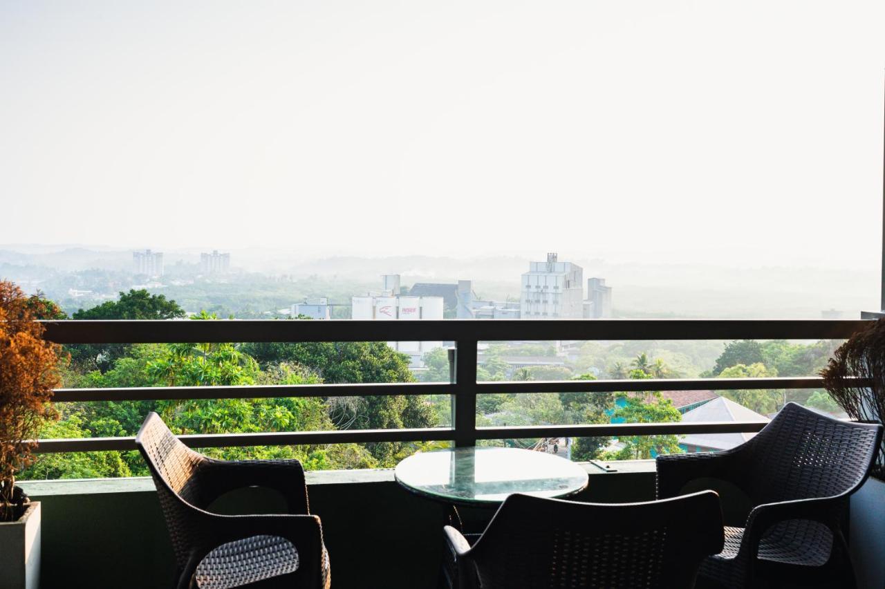 Mount Rich Rumassala Hotel อูนาวาตูนา ภายนอก รูปภาพ