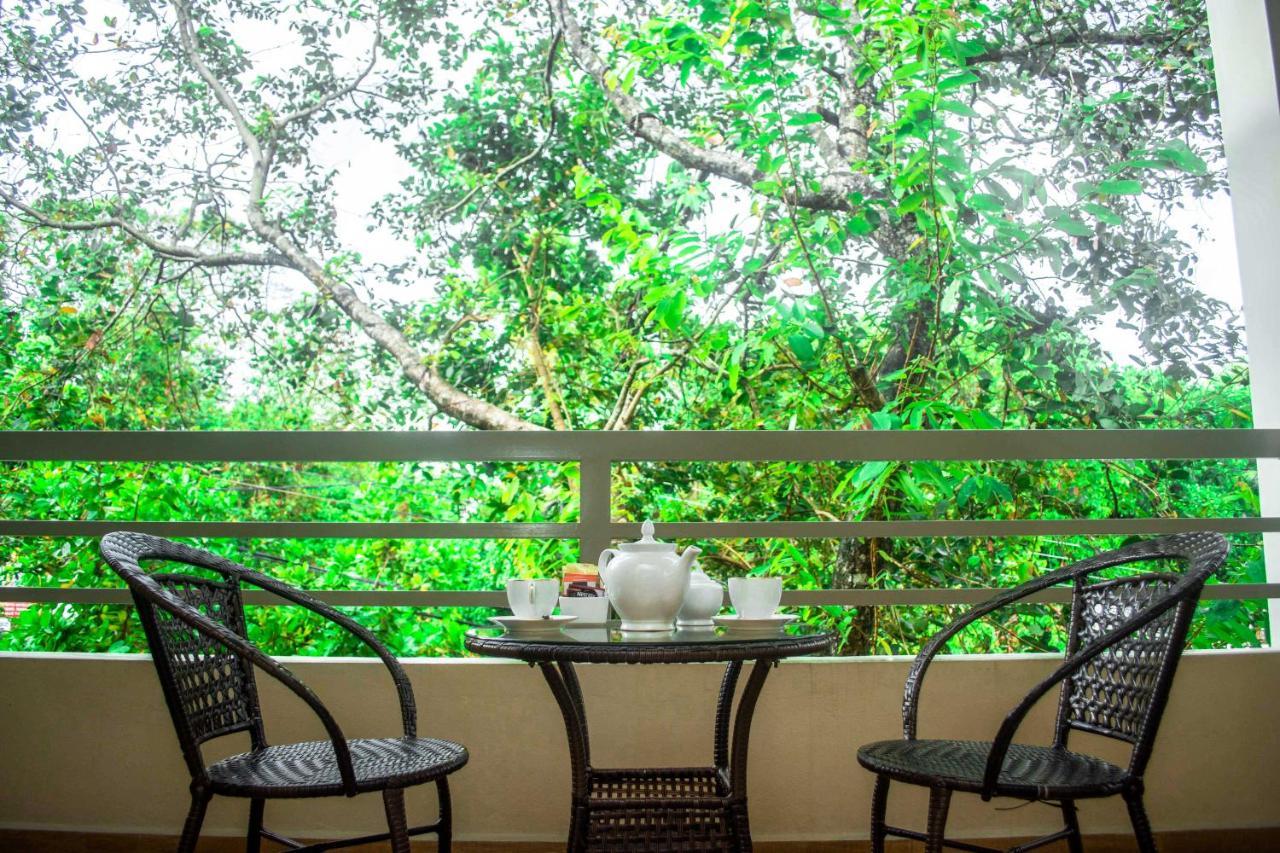Mount Rich Rumassala Hotel อูนาวาตูนา ภายนอก รูปภาพ