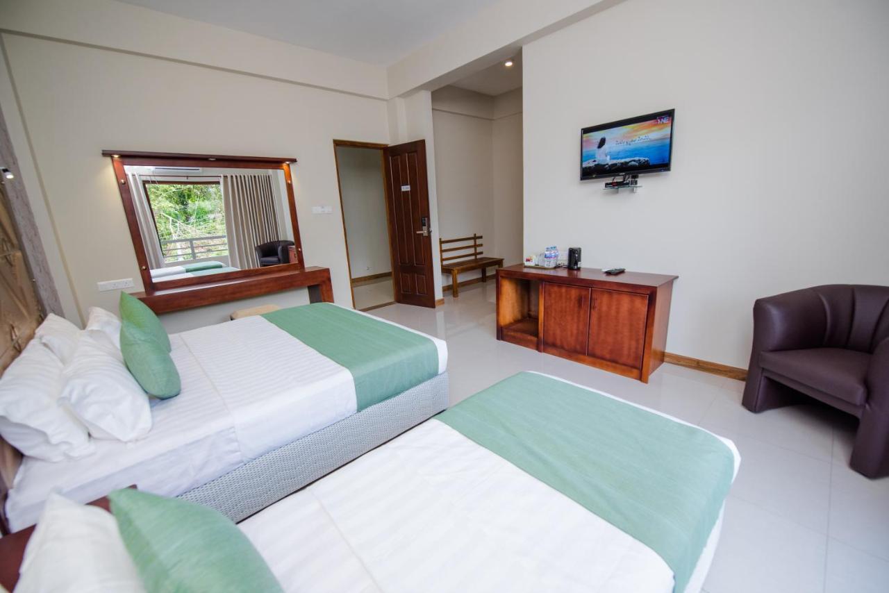 Mount Rich Rumassala Hotel อูนาวาตูนา ภายนอก รูปภาพ